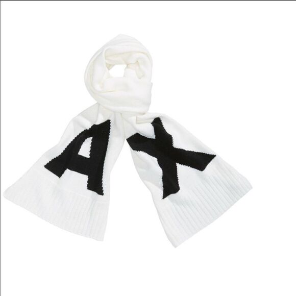 🎉last one left 🎉Armani Exchange Scarf 🧣